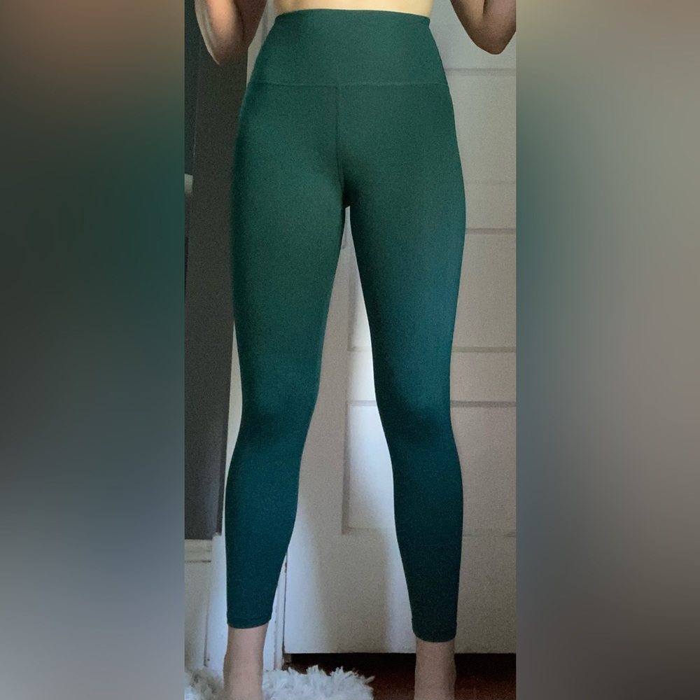 Zobha green leggings size M